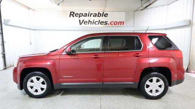 Used 2013 GMC Terrain SLE image 1