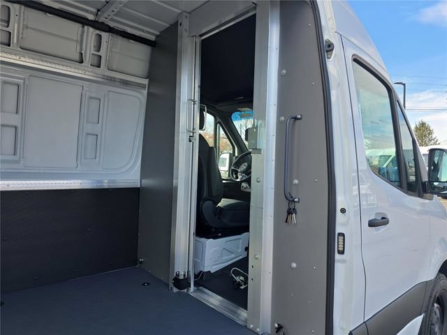 New 2026 Mercedes-Benz Sprinter 2500 image 4