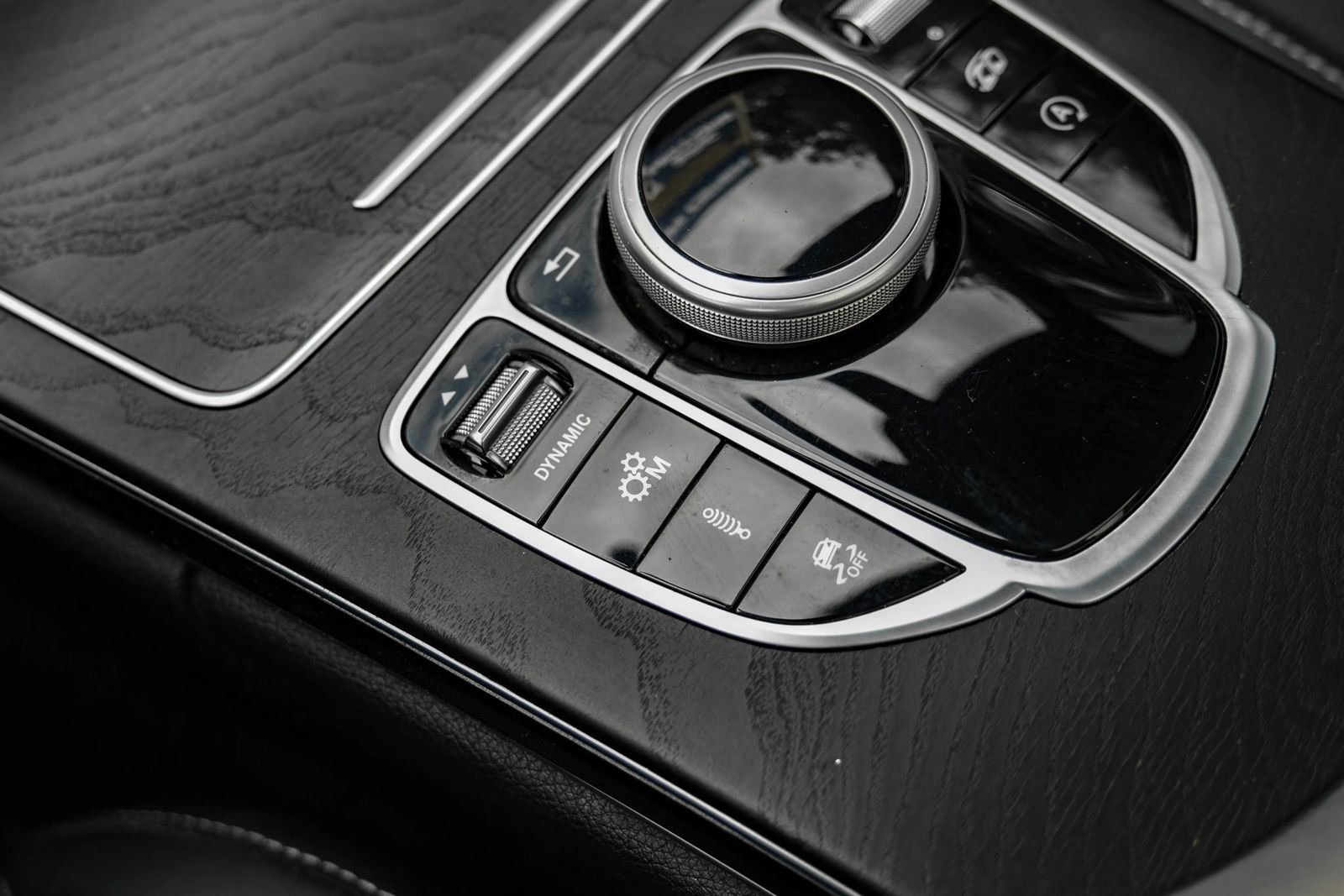 Used 2018 Mercedes-Benz C 63 AMG S image 26