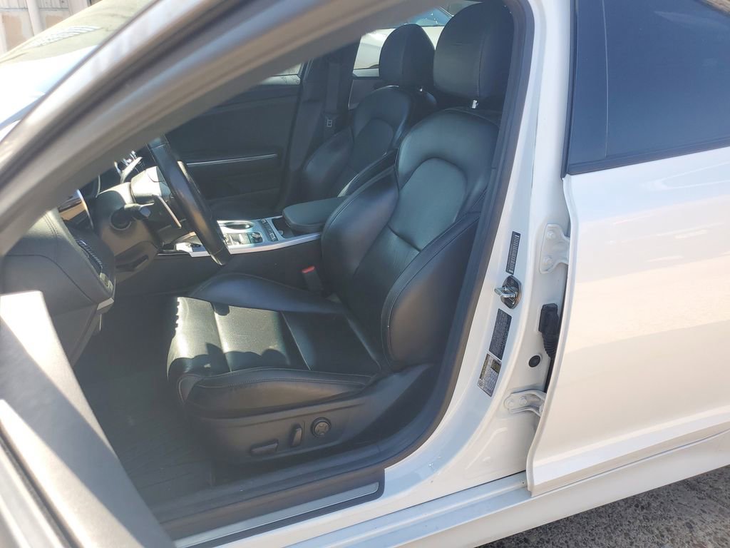 Used 2022 Kia Stinger GT1 image 7