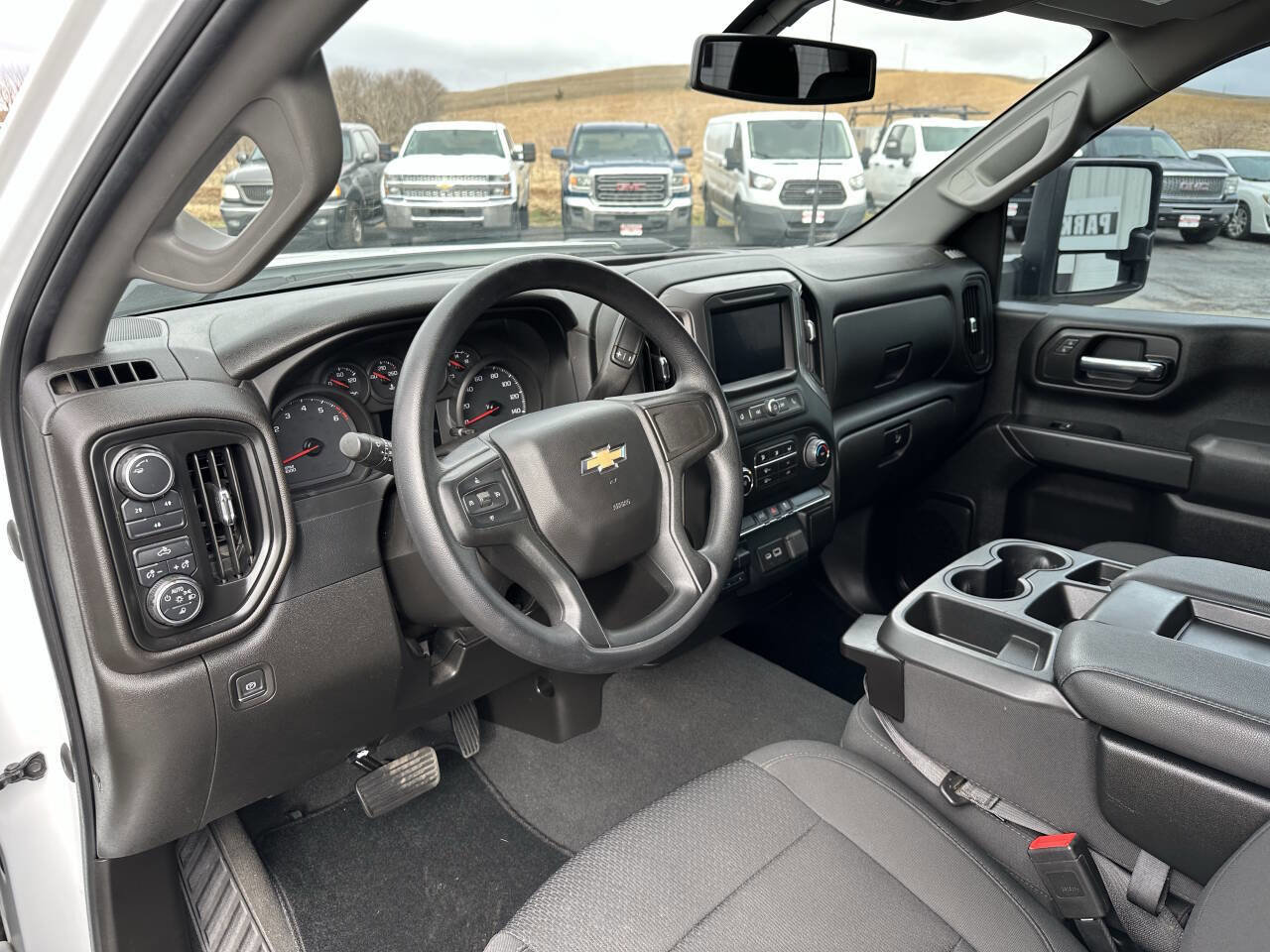 Used 2022 Chevrolet Silverado 2500 Custom w/ Custom Value Package image 16