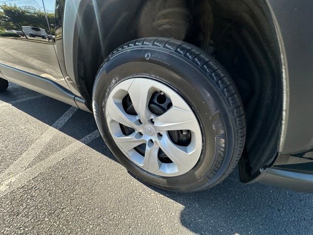 Used 2024 Toyota RAV4 LE image 2