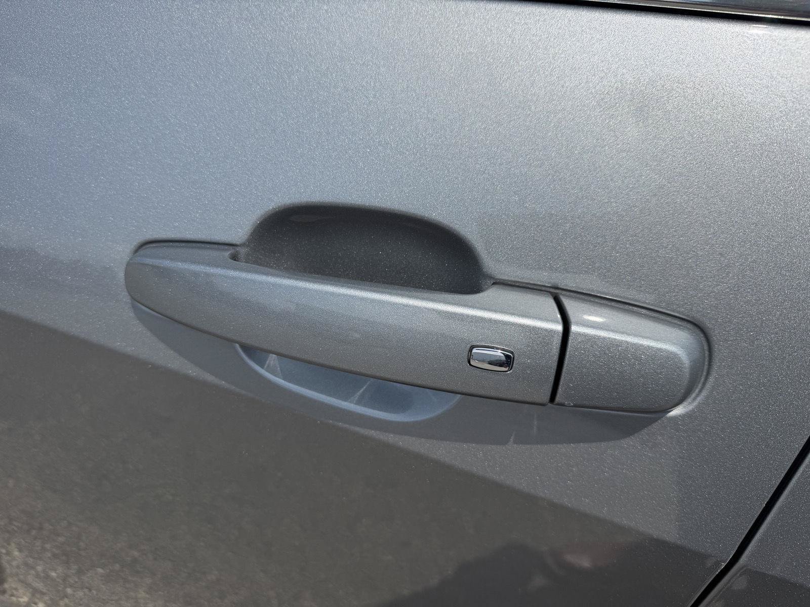 Used 2023 Chevrolet Malibu LT FWD image 10