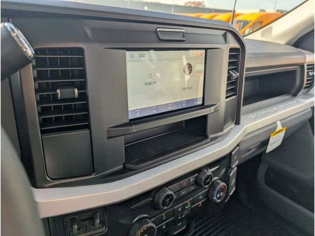 New 2026 Ford F250 XL w/ XL Chrome Package image 22