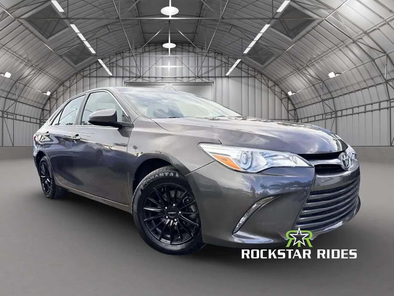 Used 2016 Toyota Camry LE FWD image 8