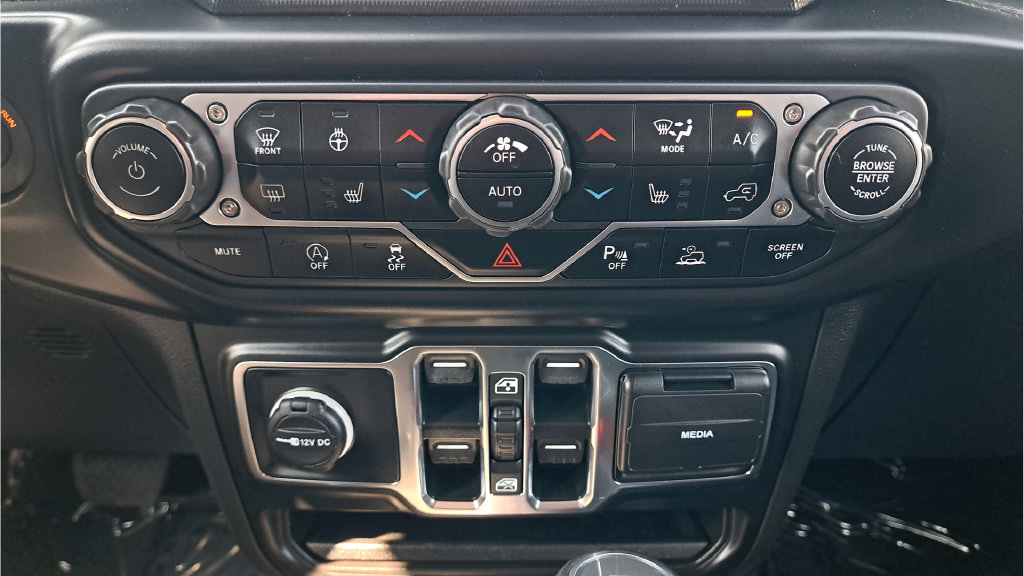 Used 2022 Jeep Gladiator Overland AWD/4WD image 21