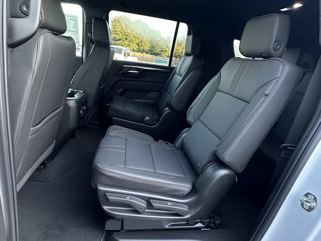 New 2026 Chevrolet Suburban RST w/ Comfort Package RWD image 17