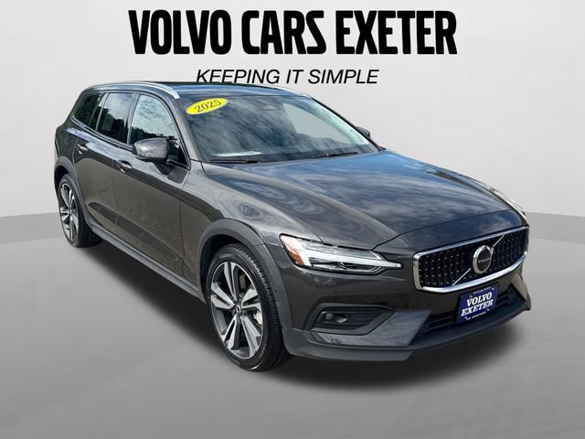 Certified 2025 Volvo V60 B5 Cross Country Plus AWD/4WD video 1