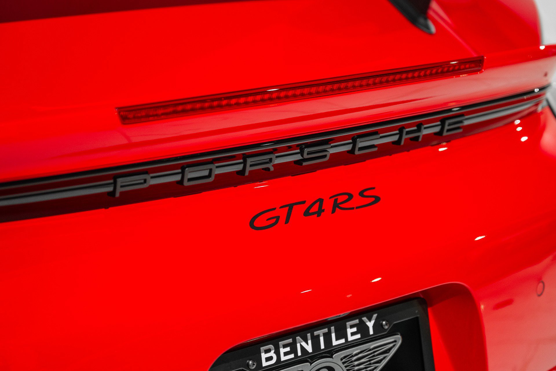 Used 2024 Porsche 718 Cayman GT4 RS image 11