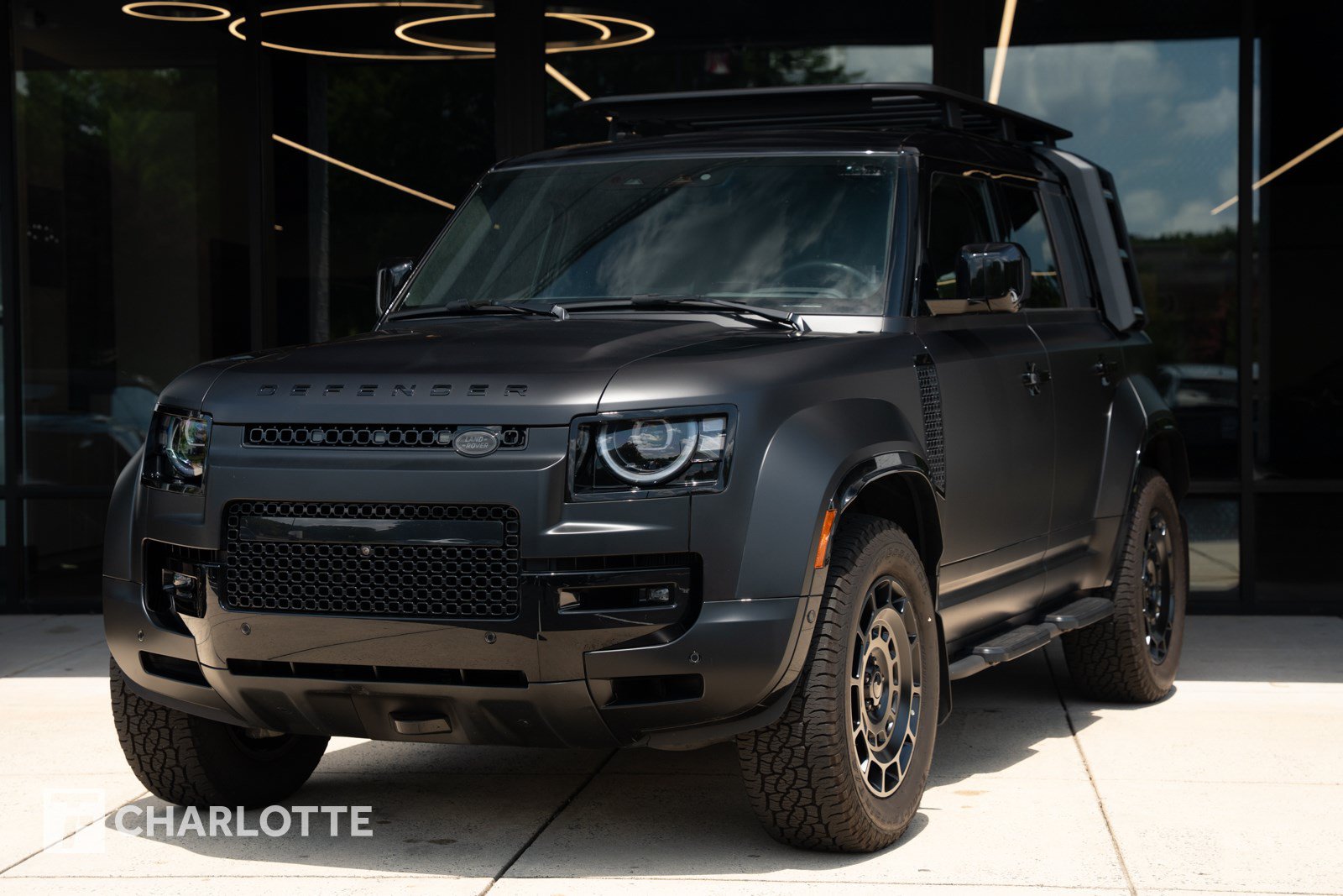 Used 2026 Land Rover Defender 110 OCTA AWD/4WD image 6