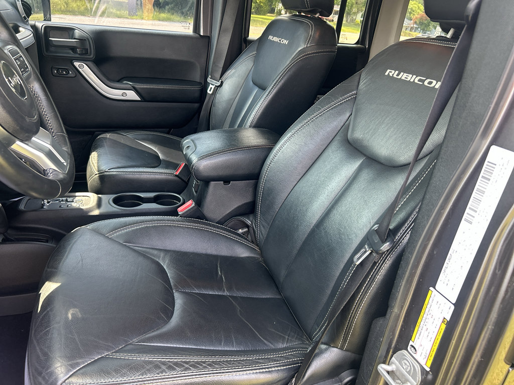 Used 2014 Jeep Wrangler Unlimited Rubicon AWD/4WD image 17