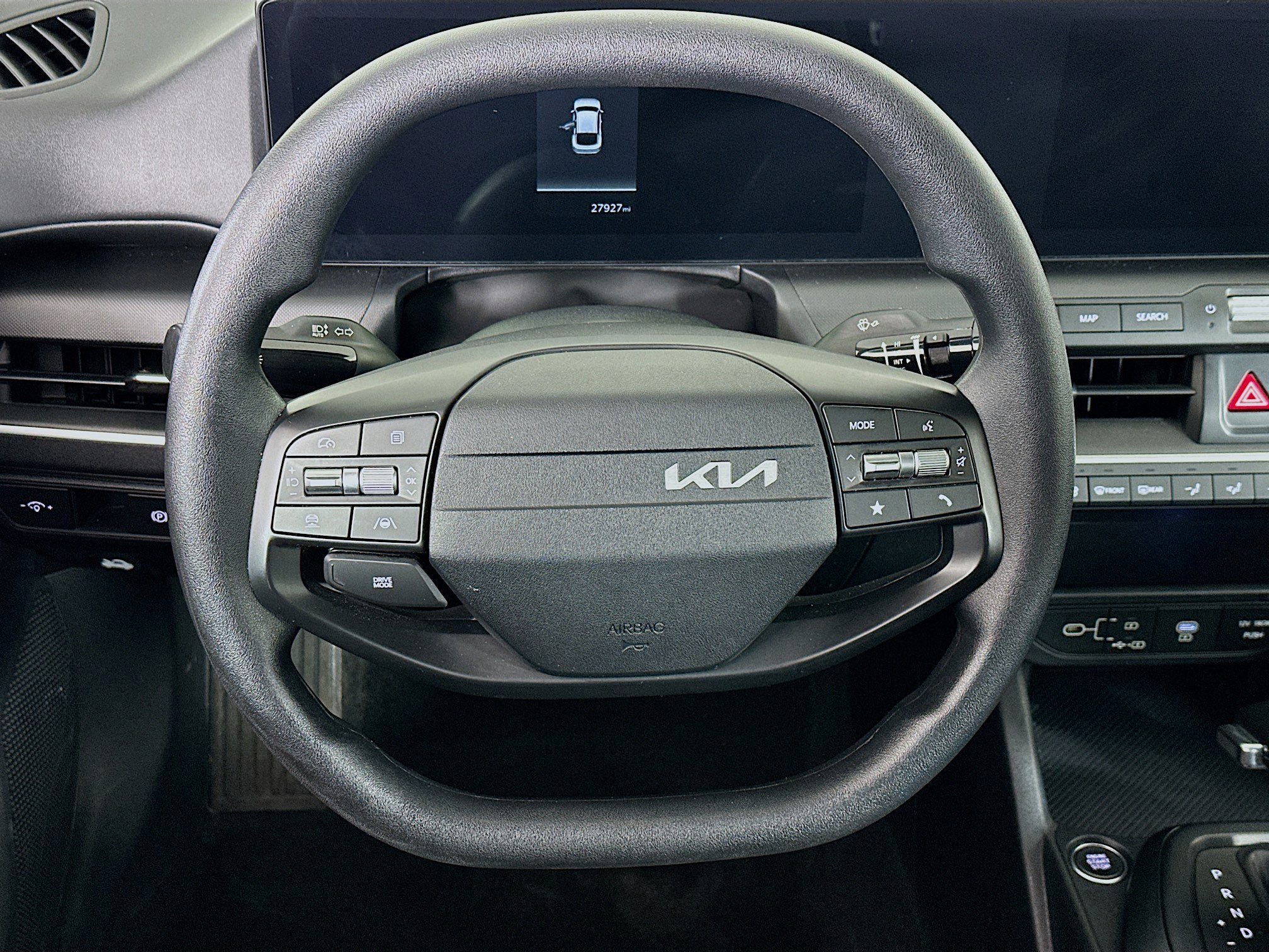 Used 2025 Kia K4 LXS image 18