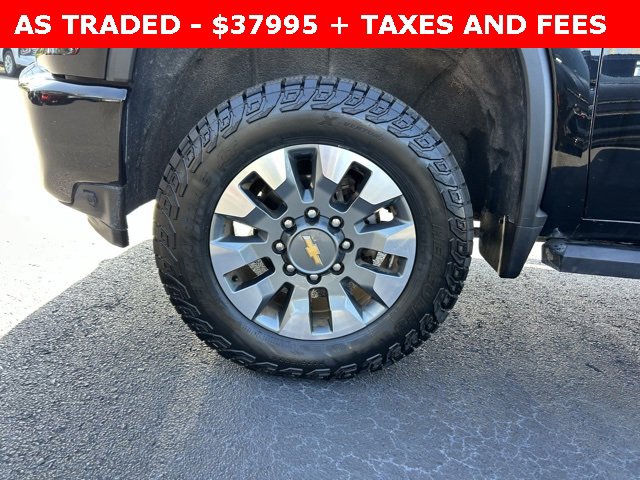 Used 2023 Chevrolet Silverado 2500 Custom w/ Custom Value Package image 9