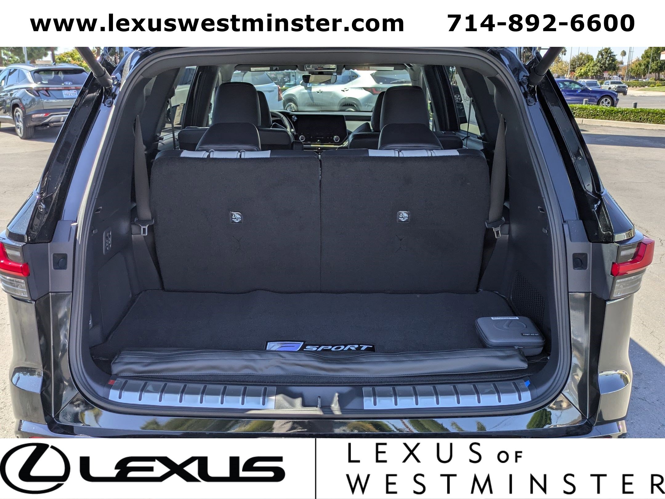 New 2026 Lexus TX 500h AWD image 10