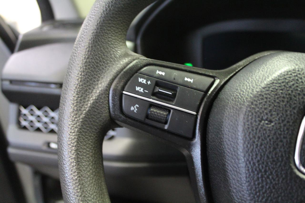 Used 2023 Honda Accord LX image 9