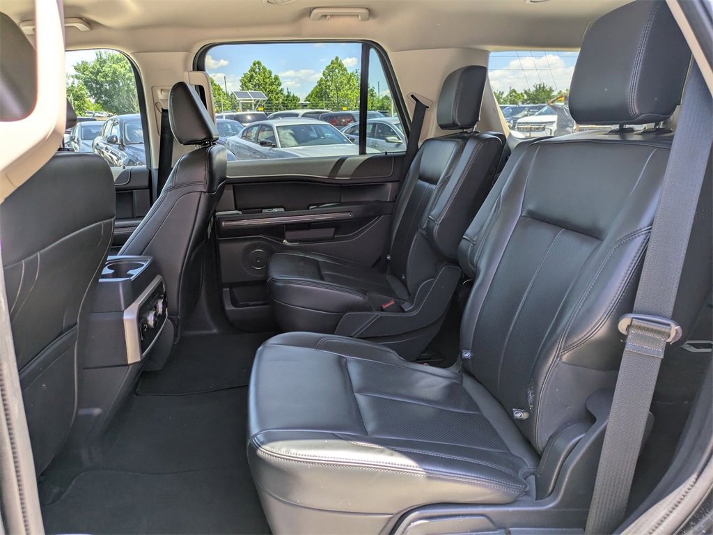 Used 2023 Ford Expedition XLT image 27