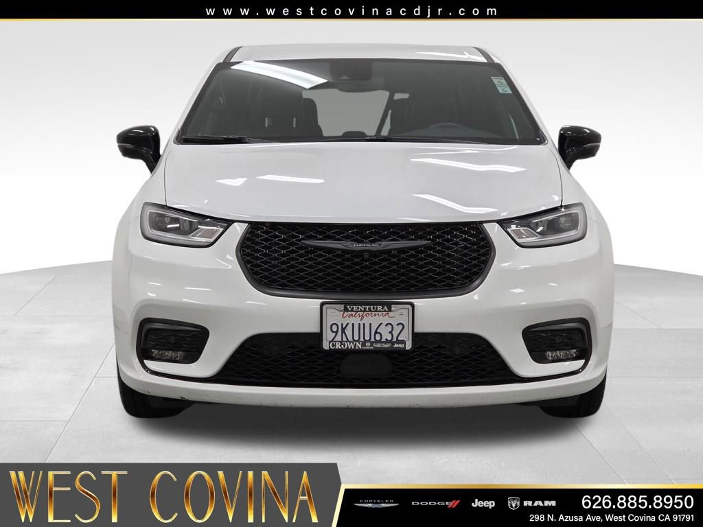 Used 2024 Chrysler Pacifica Limited FWD video 2