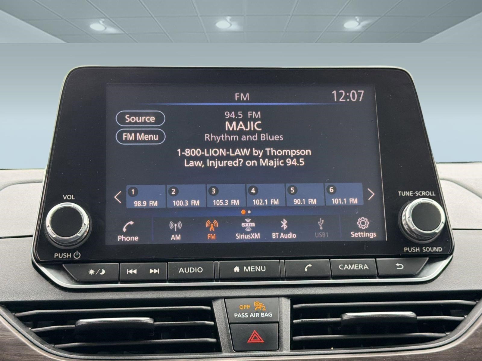 Used 2024 Nissan Altima 2.5 SV image 23