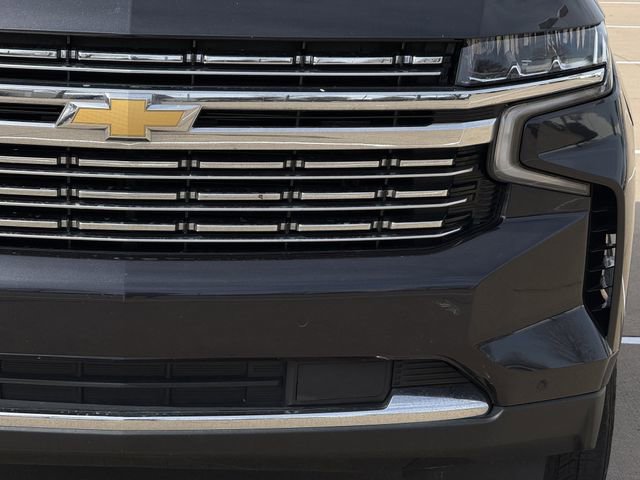 Used 2023 Chevrolet Suburban Premier image 9
