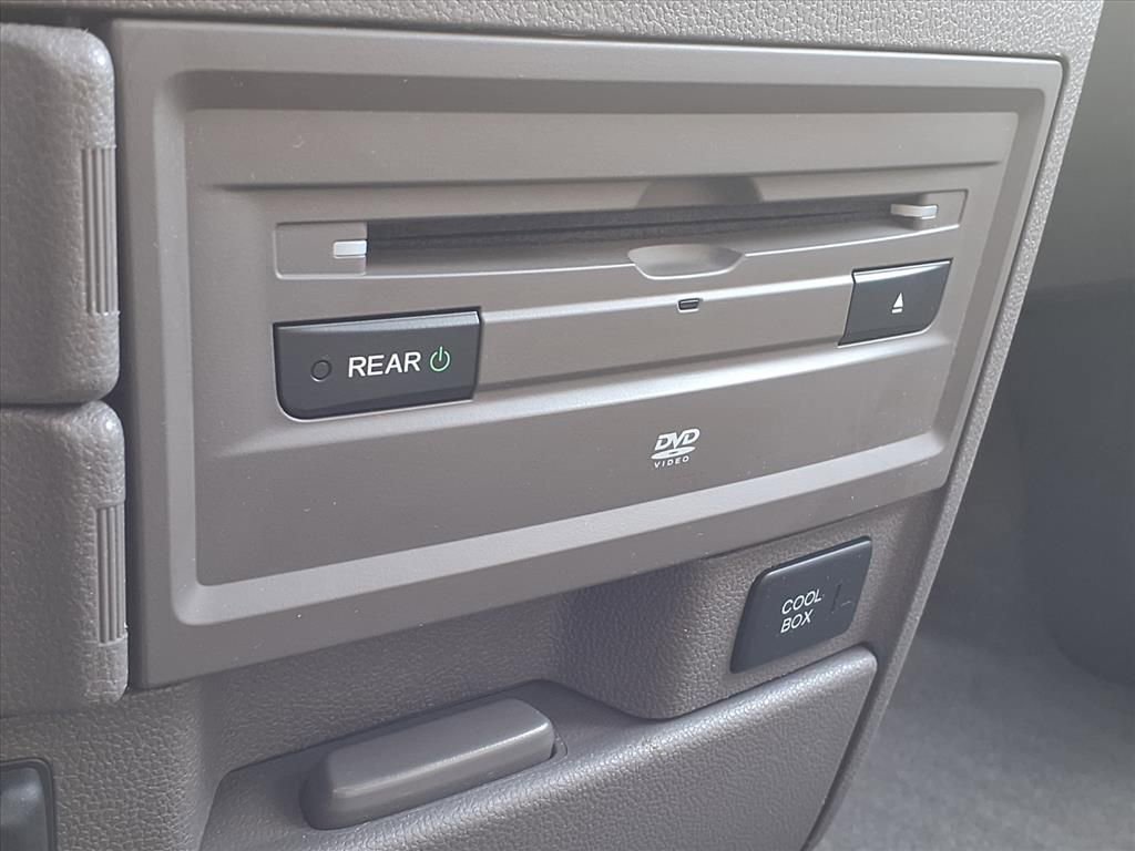 Used 2014 Honda Odyssey Touring image 28
