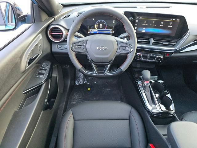 New 2026 Chevrolet Trax RS w/ Sunroof Package image 3