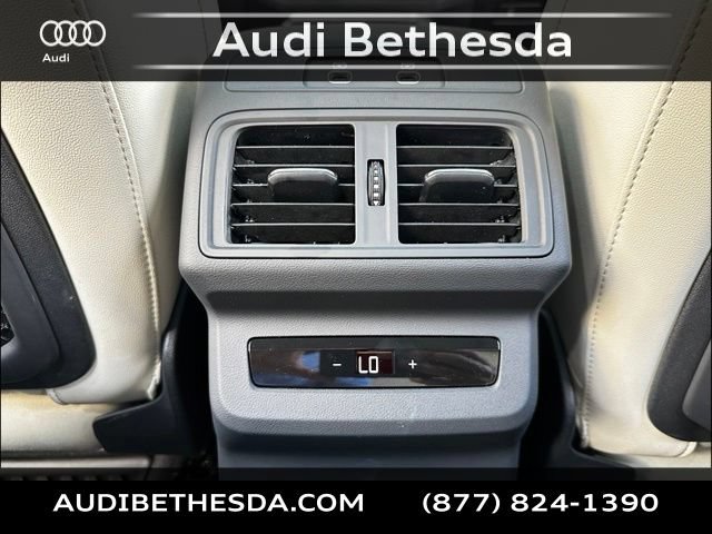Used 2025 Audi Q5 Premium Plus w/ Premium Plus AWD/4WD image 26