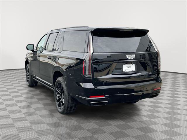 Used 2026 Cadillac Escalade ESV Sport w/ LPO, ONYX Package AWD/4WD image 5