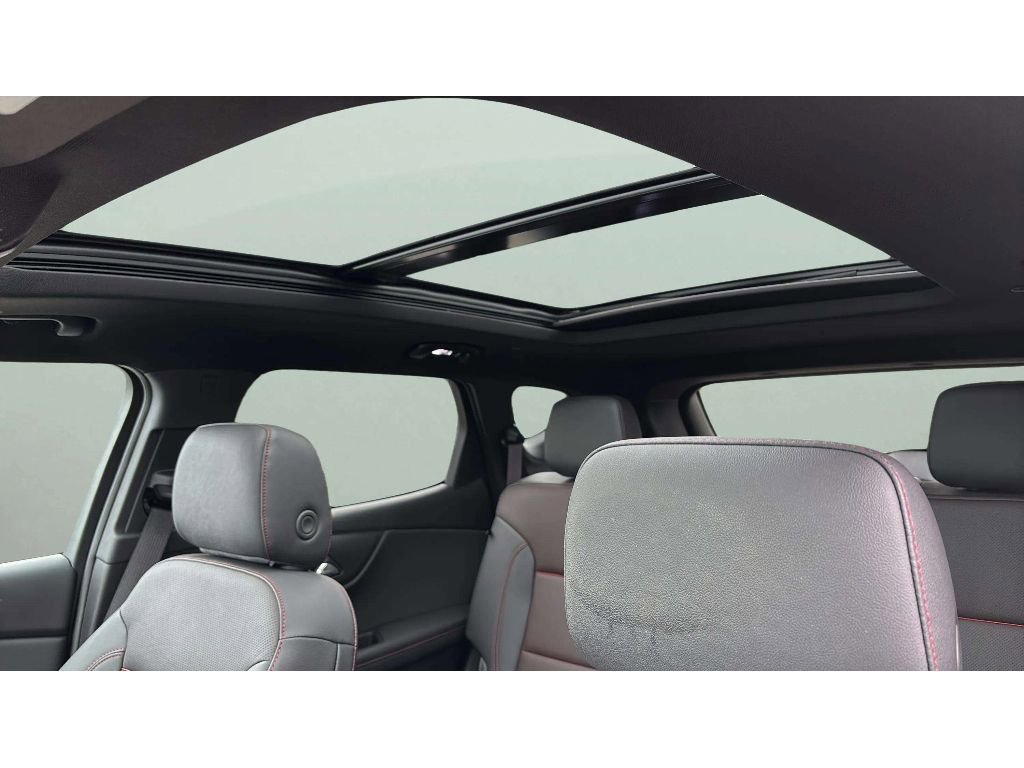 Used 2025 Chevrolet Blazer RS w/ Enhanced Convenience Package image 10