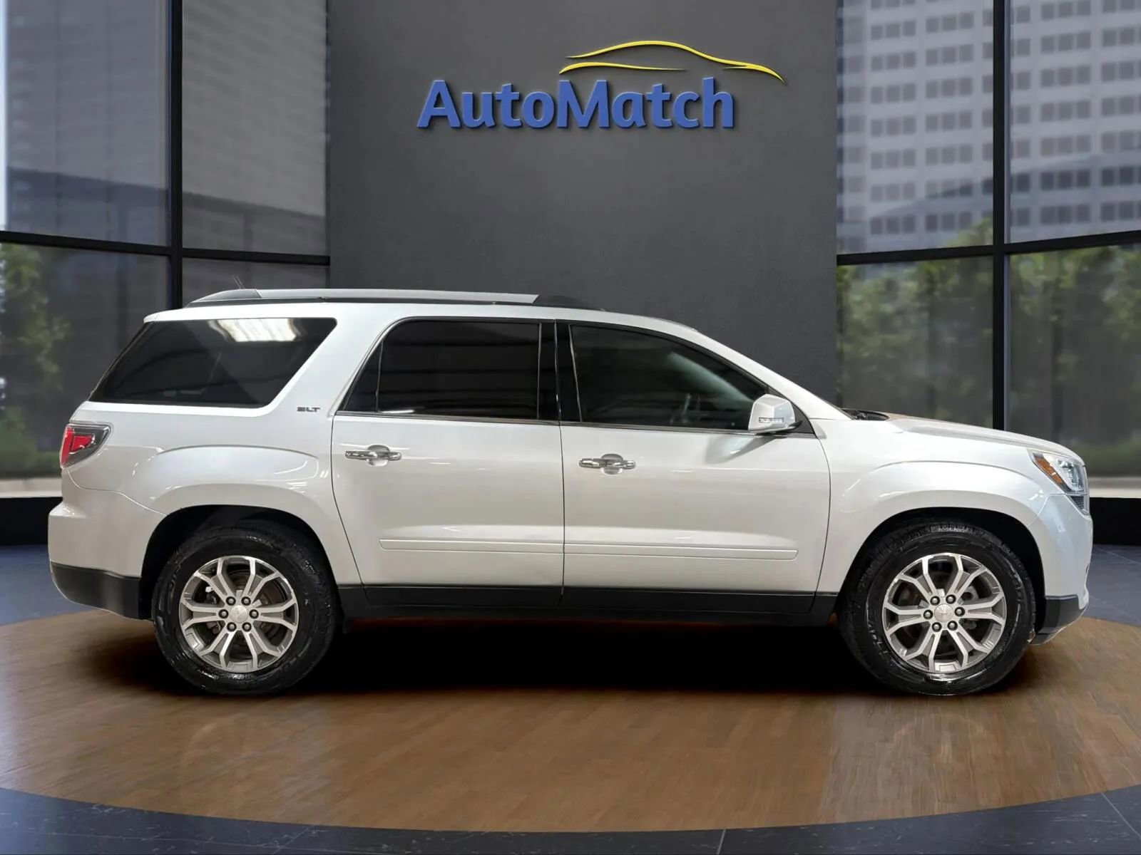 Used 2014 GMC Acadia SLT image 12