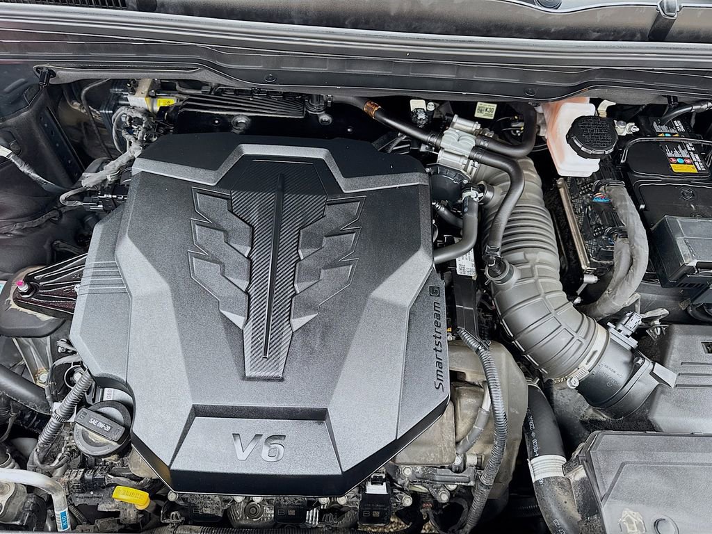 Used 2023 Kia Carnival LX image 40