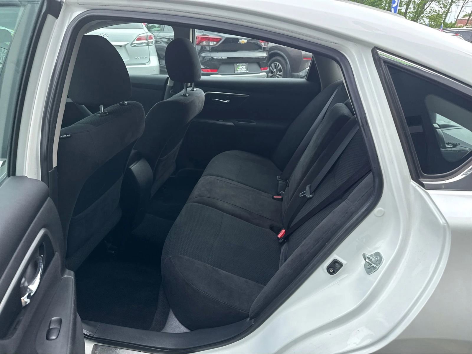 Used 2014 Nissan Altima 2.5 S FWD image 10