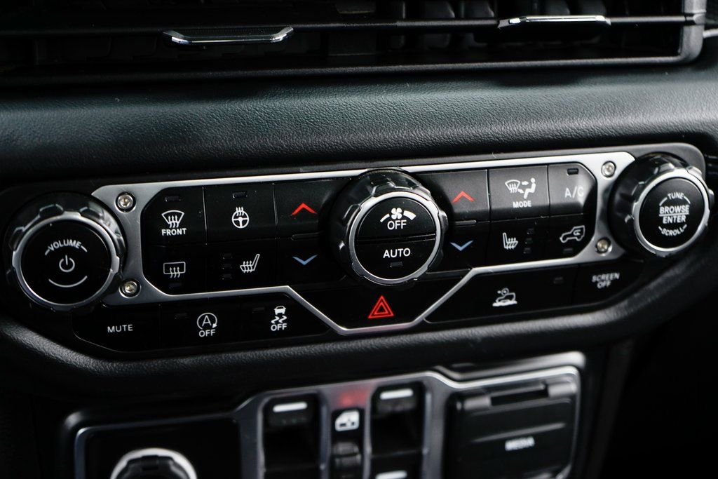 Used 2024 Jeep Gladiator Rubicon w/ Convenience Group image 32