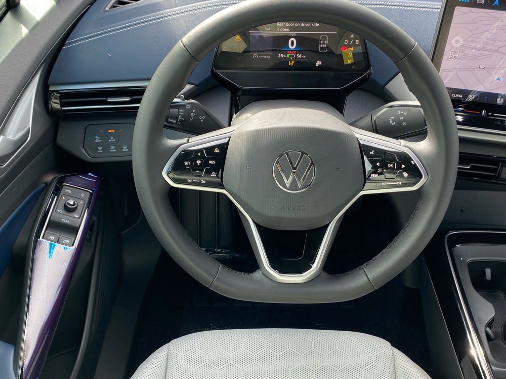 New 2025 Volkswagen ID.4 Pro image 4
