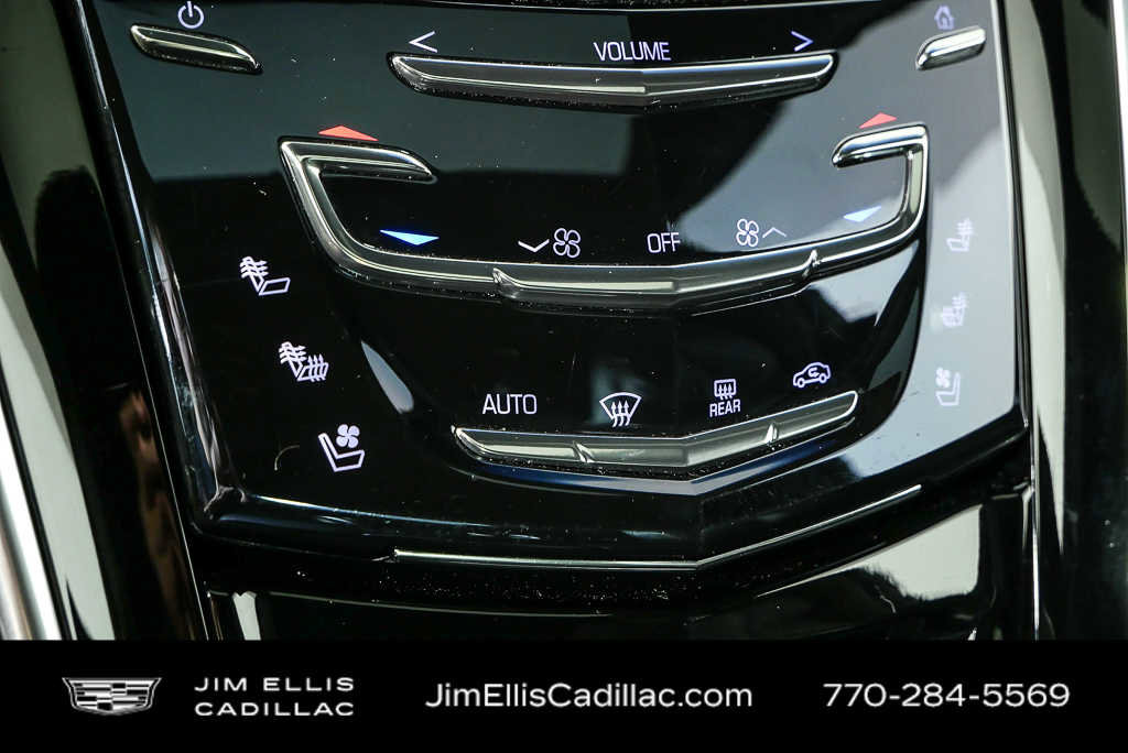 Used 2018 Cadillac Escalade ESV Platinum AWD/4WD image 16