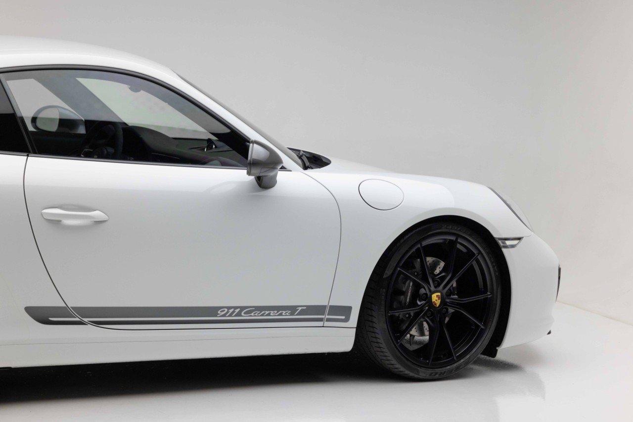 Used 2018 Porsche 911 Carrera T RWD image 31