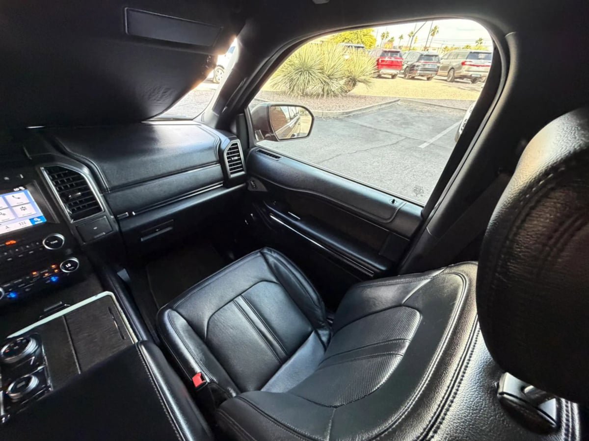 Used 2018 Ford Expedition Limited w/ Equipment Group 301A AWD/4WD image 58