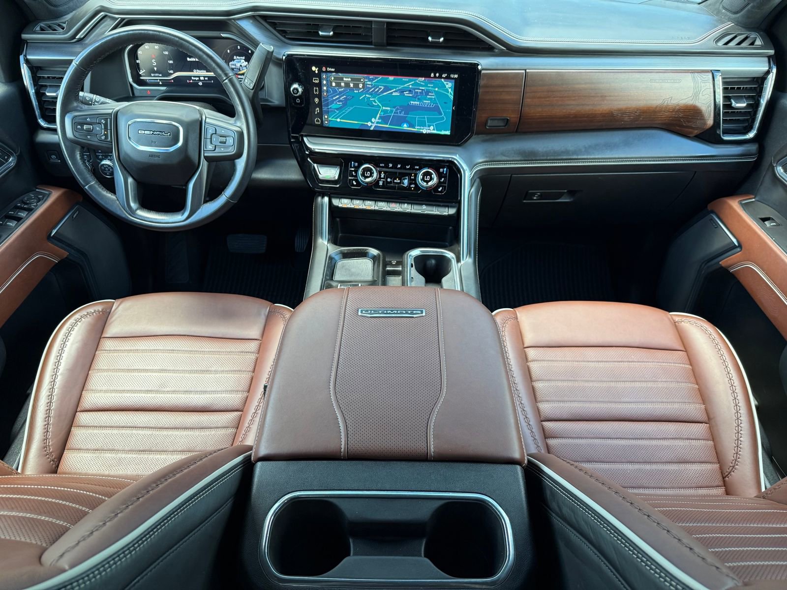 Used 2024 GMC Sierra 2500 Denali Ultimate w/ Max Trailering Package image 17