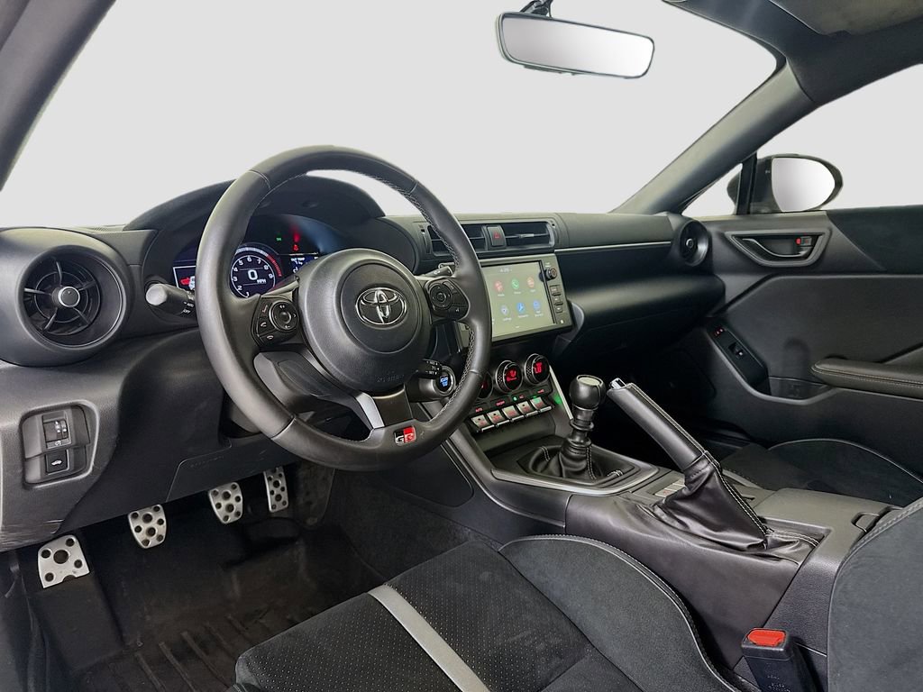 Used 2023 Toyota GR86 Premium RWD image 9