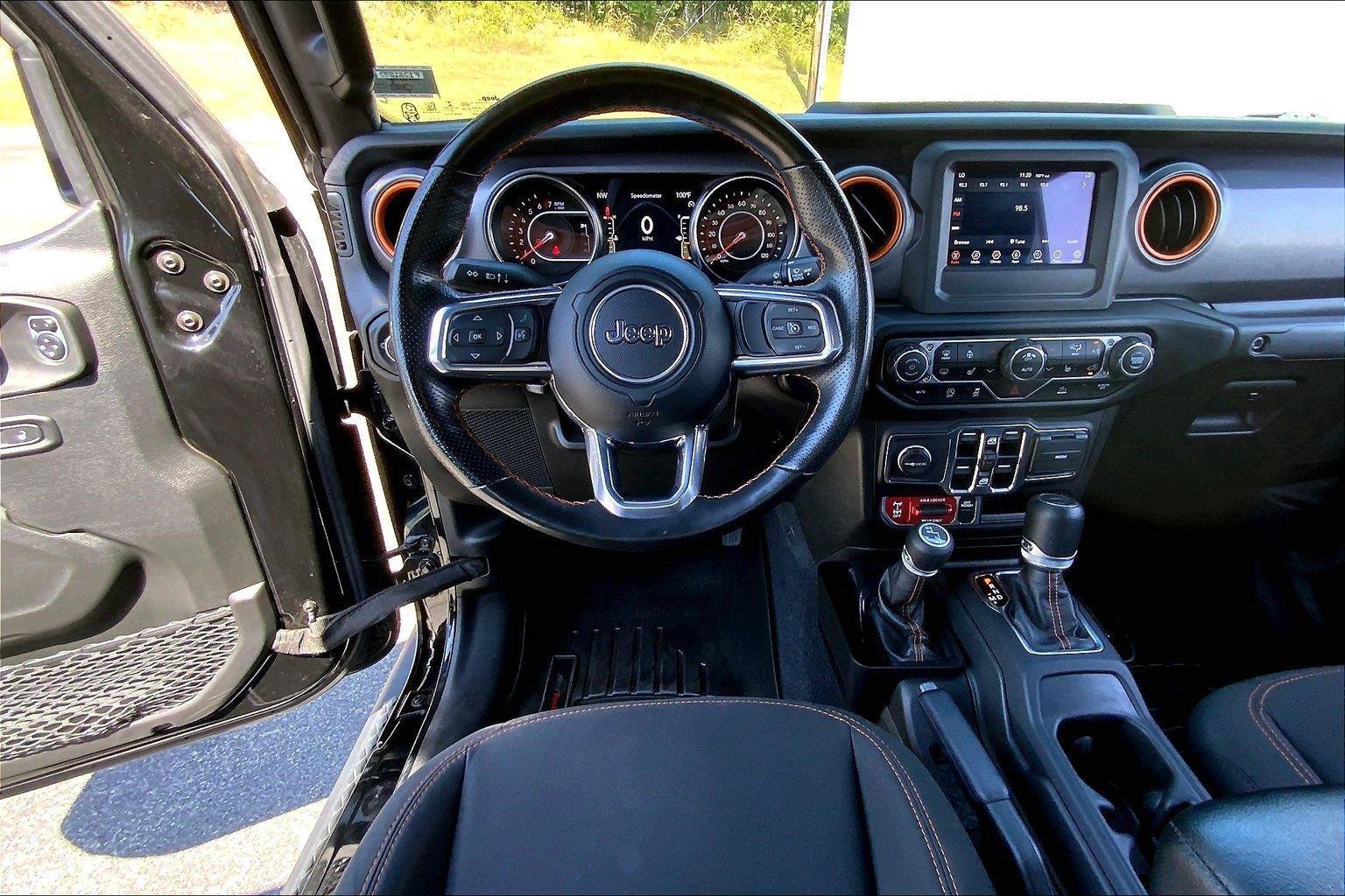 Used 2021 Jeep Gladiator Mojave w/ Cold Weather Group AWD/4WD image 5