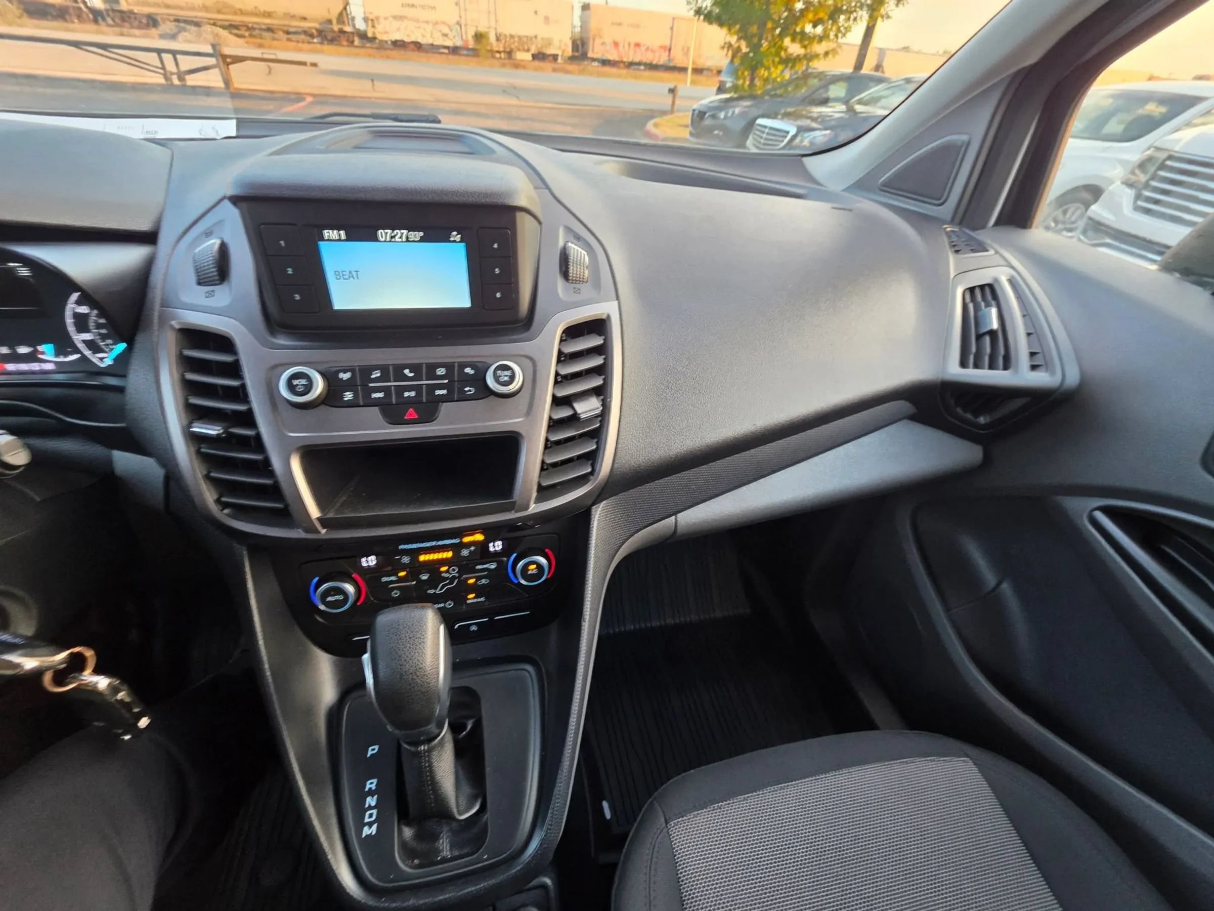 Used 2020 Ford Transit Connect XL FWD image 30
