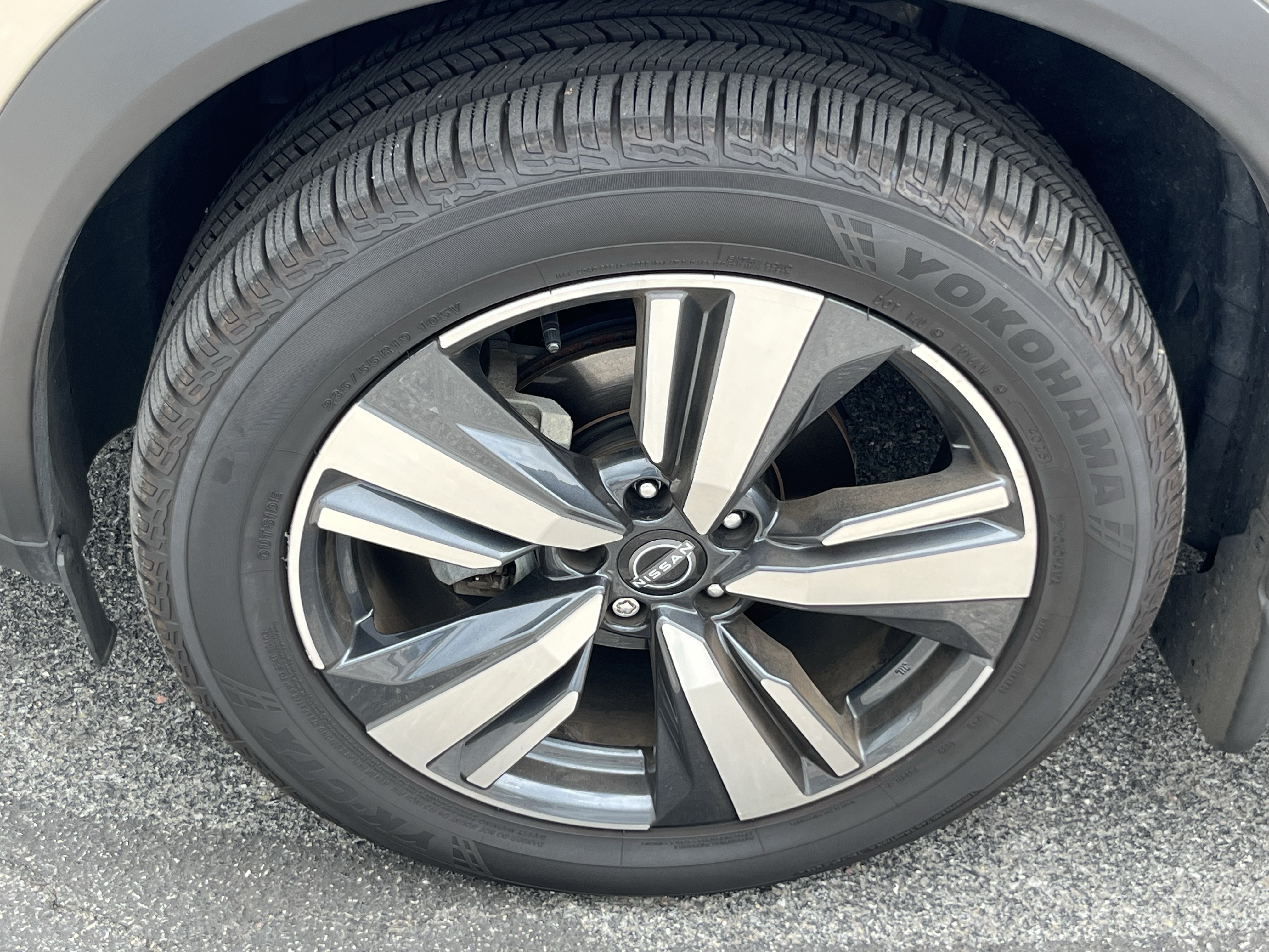 Used 2023 Nissan Rogue Platinum w/ Platinum Premium Package AWD/4WD image 14
