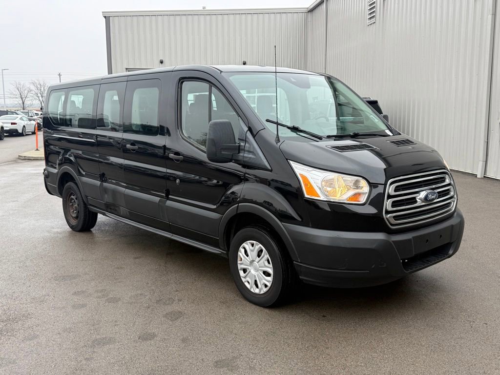 Used 2019 Ford Transit 350 XLT image 2