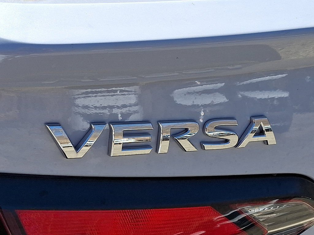 New 2025 Nissan Versa SR FWD image 12