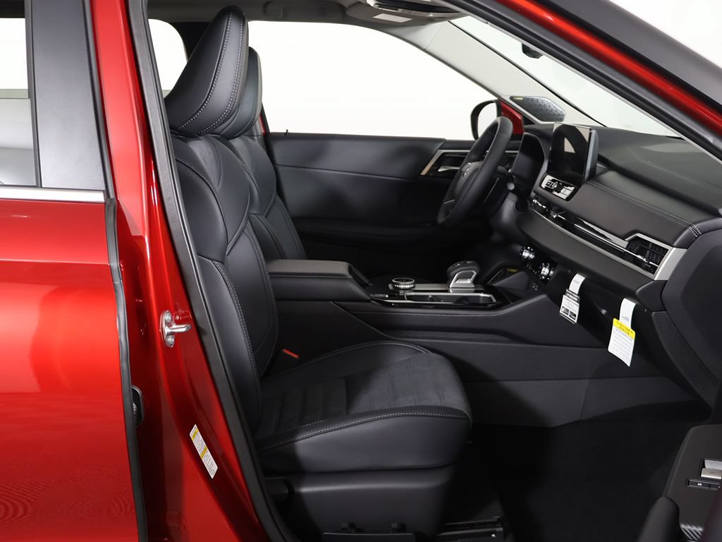 New 2026 Mitsubishi Outlander SE FWD image 30