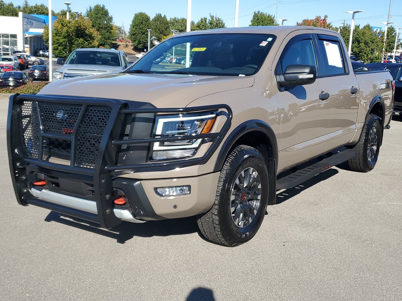 Used 2024 Nissan Titan PRO-4X w/ Pro-4x Convenience Package AWD/4WD image 2