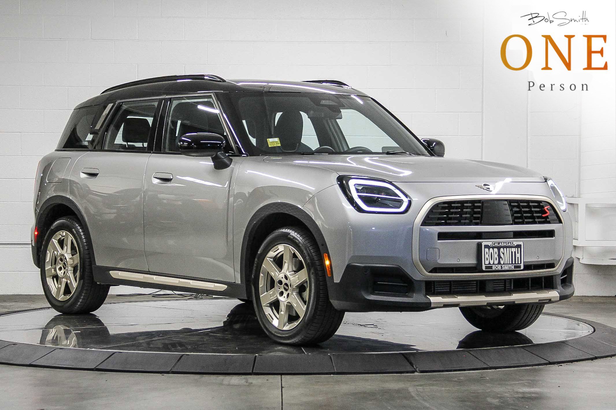 Used 2025 MINI Cooper Countryman S image 1
