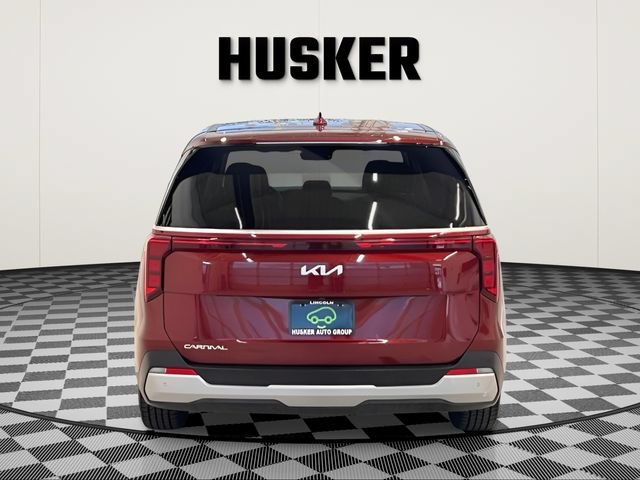 Used 2026 Kia Carnival FWD image 7