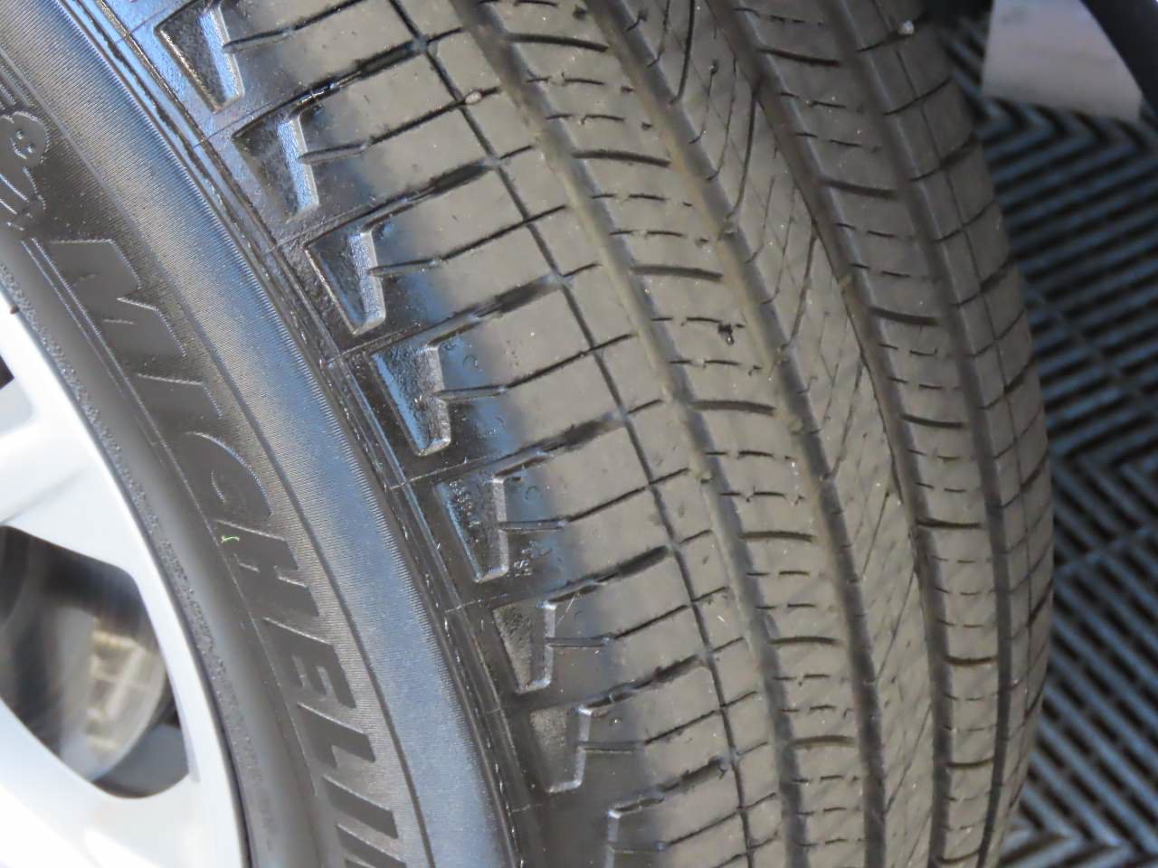 Used 2024 Chevrolet Equinox LS FWD image 6