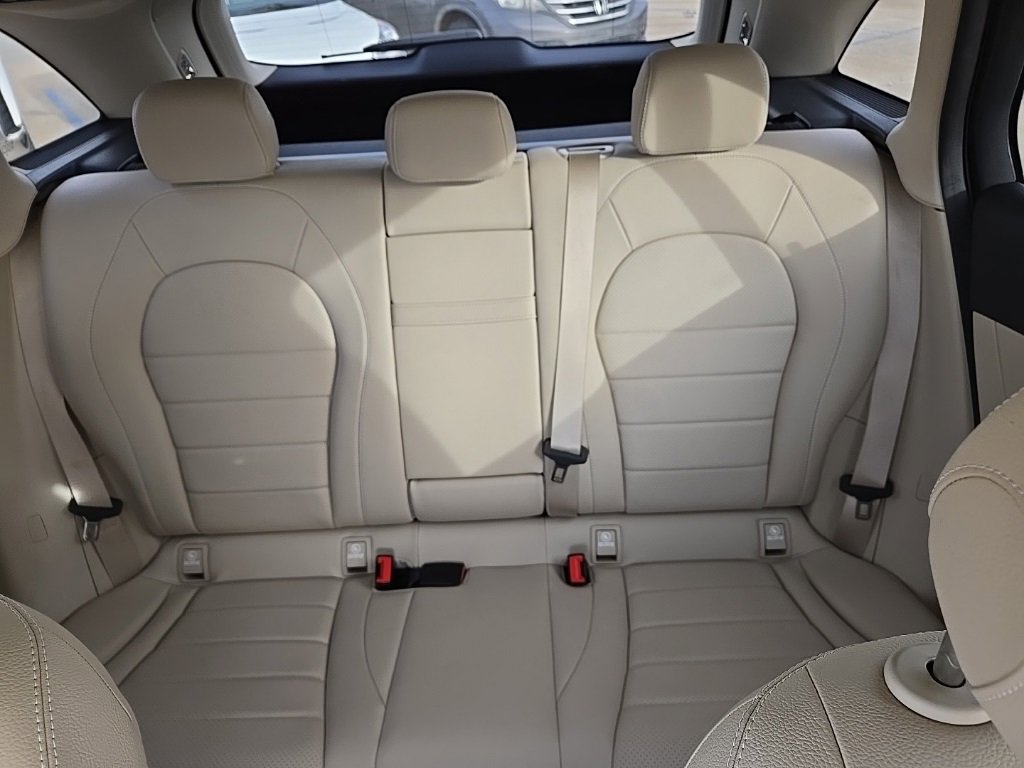 Used 2021 Mercedes-Benz GLC 300 4MATIC image 63