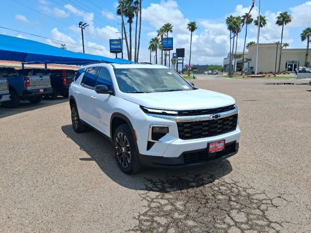 New 2026 Chevrolet Traverse LT w/ Sun and Wheel Package